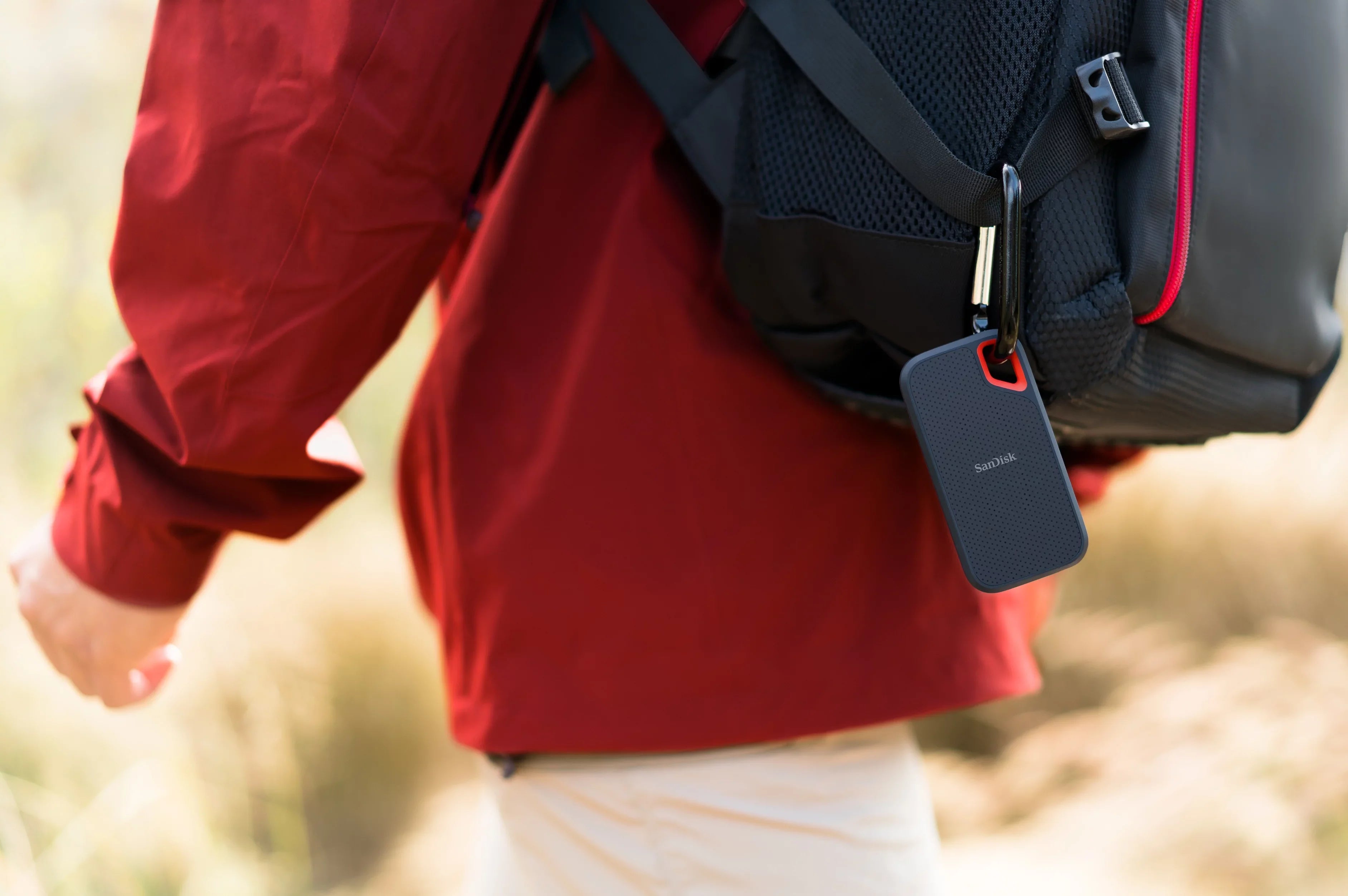 USB-C, - SSD Portable to 1050MB/s SDSSDE61-1T00-AW25 Up 1TB SanDisk - Extreme External 3.2 Gen USB - 2