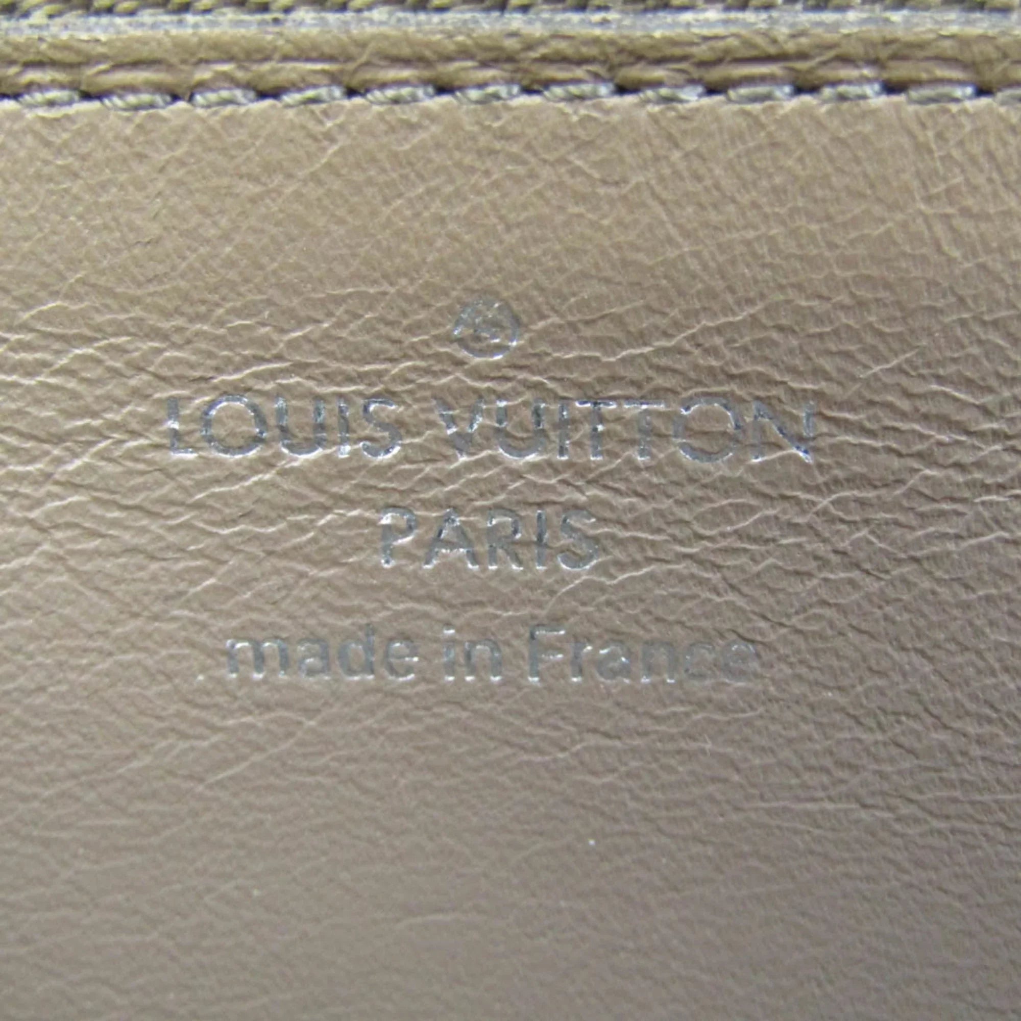 Pre-Owned (bi-fold) M60146 Veau Cachemire Long Comet Noir Portefeuille Wallet (Good) Leather Women's