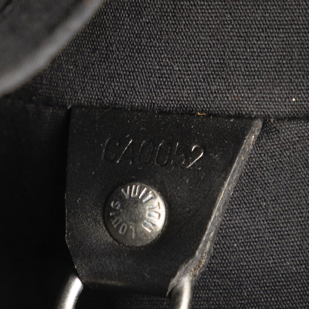Alston Leather Unisex Authenticated Gray Pre-Owned Bag Mat Monogram Shoulder (Good) Calf