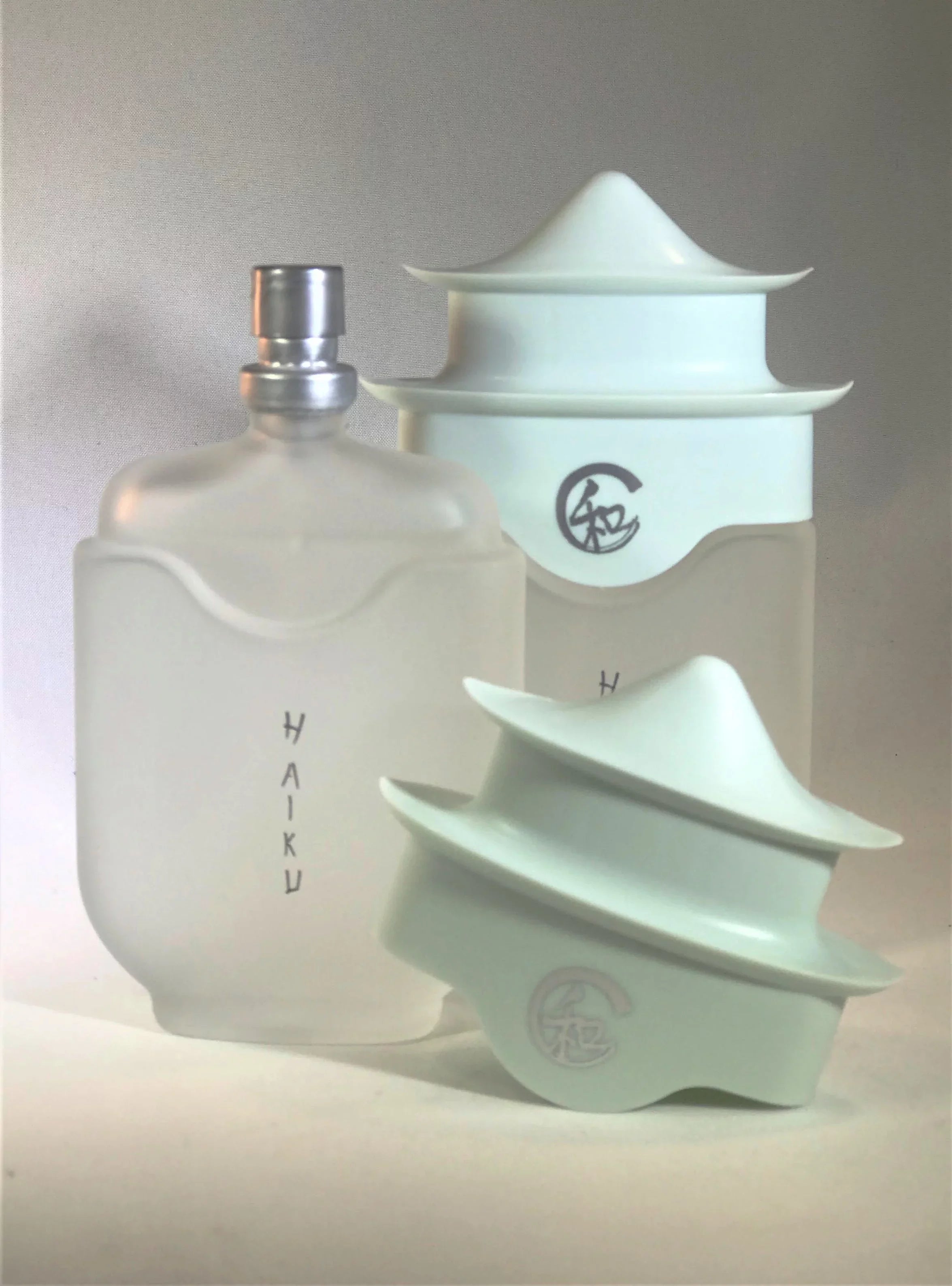 1.7 Haiku bottles) oz. Perfume Avon (2 Spray Eau Parfum De