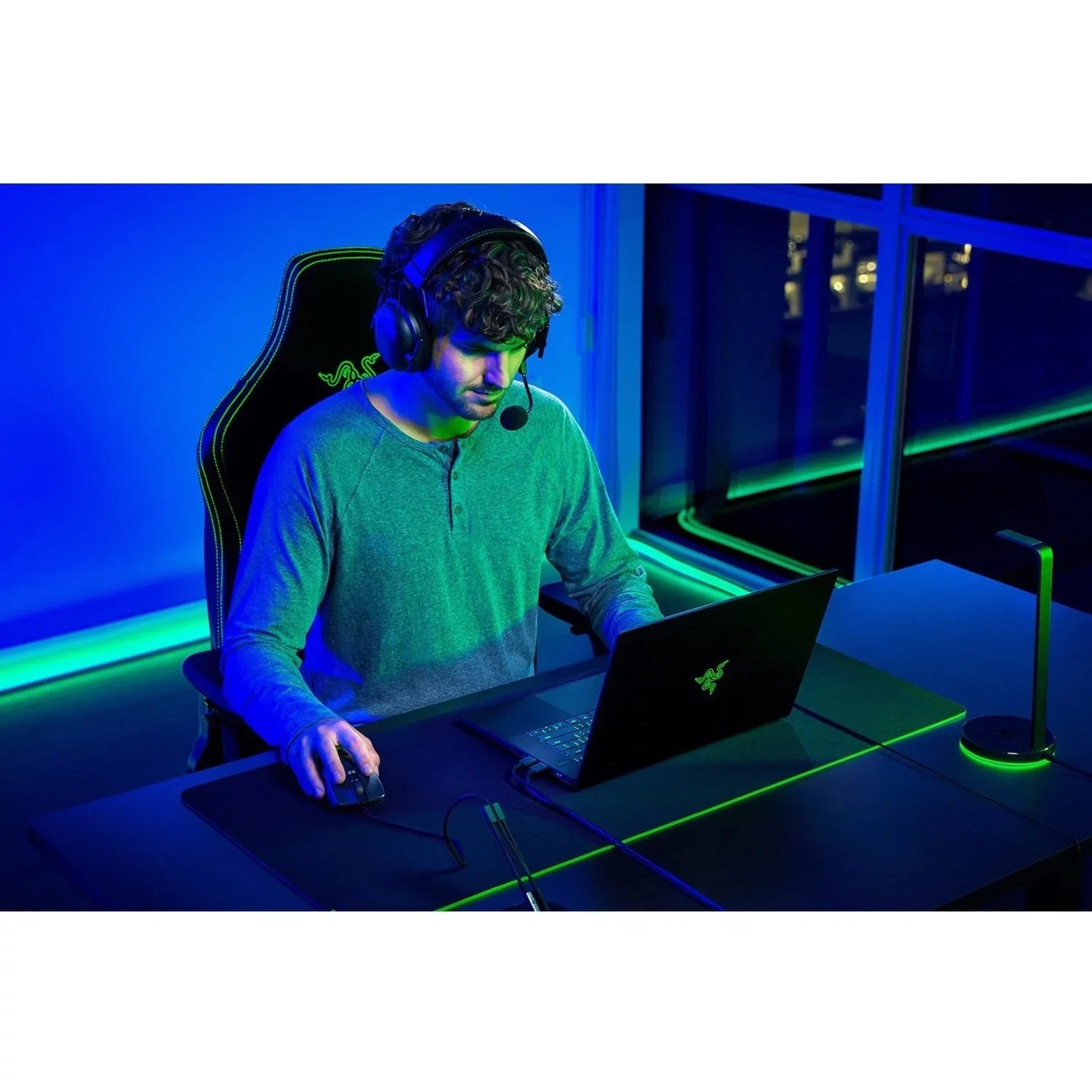 Razer i9-12900H, SSD, 16 NVIDIA 4K Intel Gaming 11 GB, 15.6" 1TB Home UHD 3080 Laptop, GeForce Core i9 Edition Ti Advanced Blade Windows 15 RTX