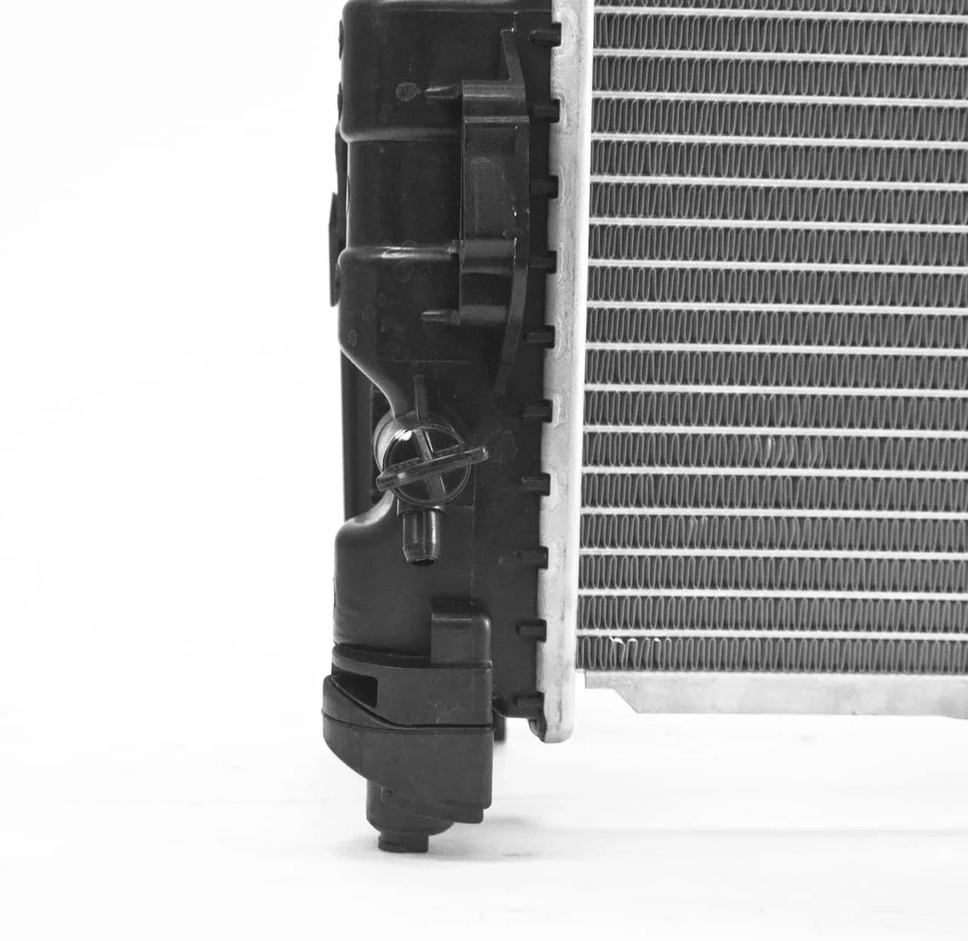 2795 TYC Compatible with Caravan Radiator Caravan/Grand 2005-2007 Dodge