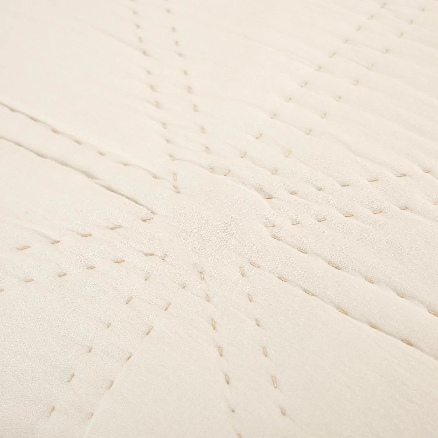 by Place Rizzy Home Quilts Maddux