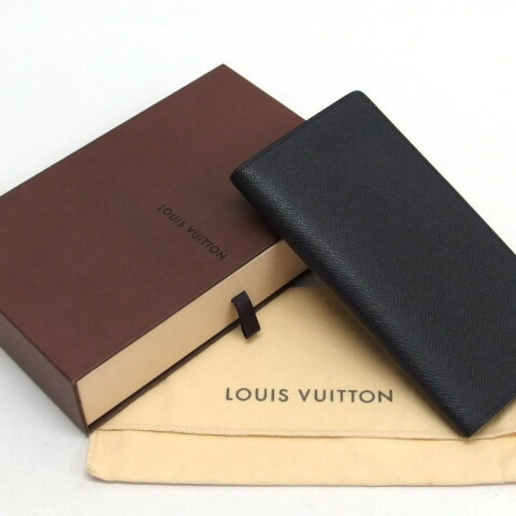 (Good) Long Wallet Black Pre-Owned Bifold Taiga Billfold