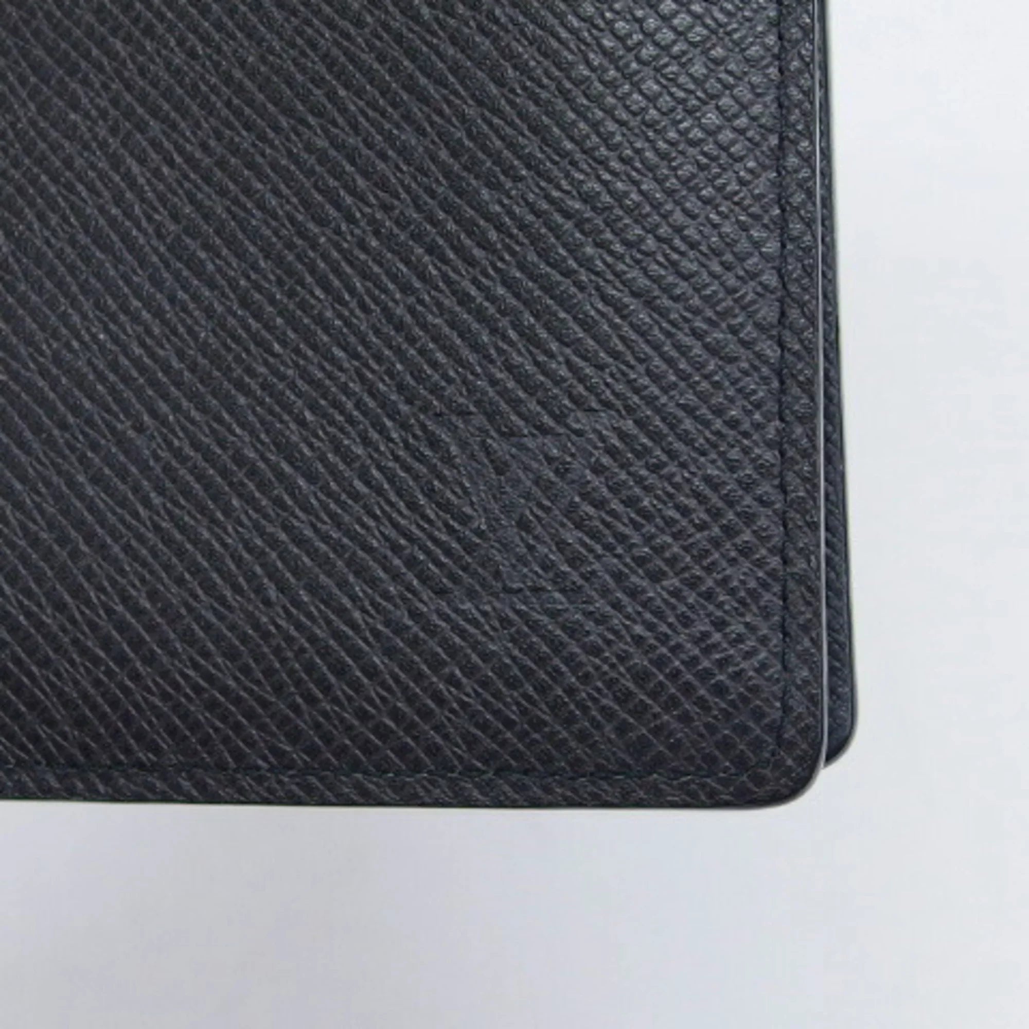 (Good) Long Wallet Black Pre-Owned Bifold Taiga Billfold