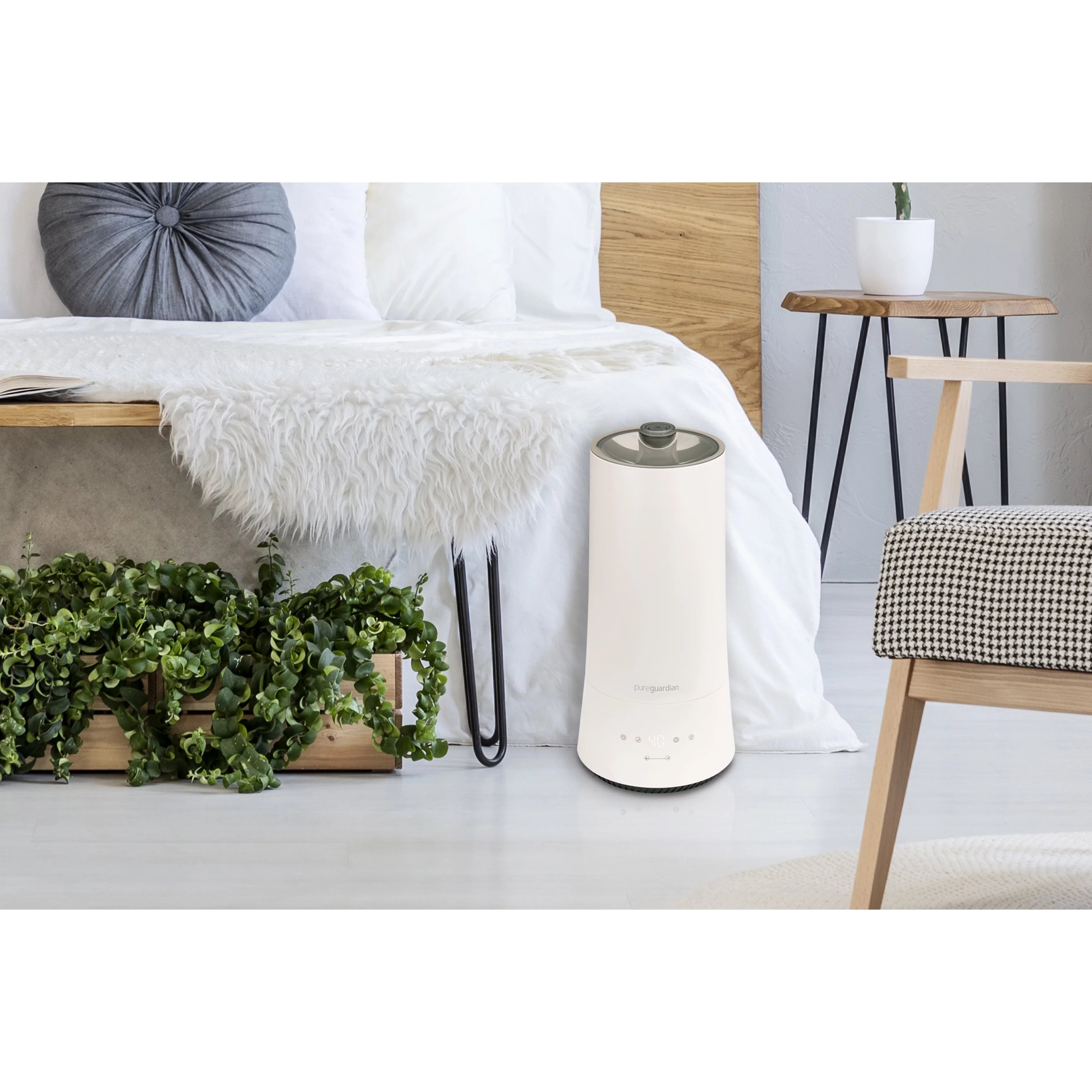 Sq. Cool ft. Mist H997W 1.6 with 420 Ultrasonic PureGuardian Humidifier Humidistat, 90-Hour Gallon